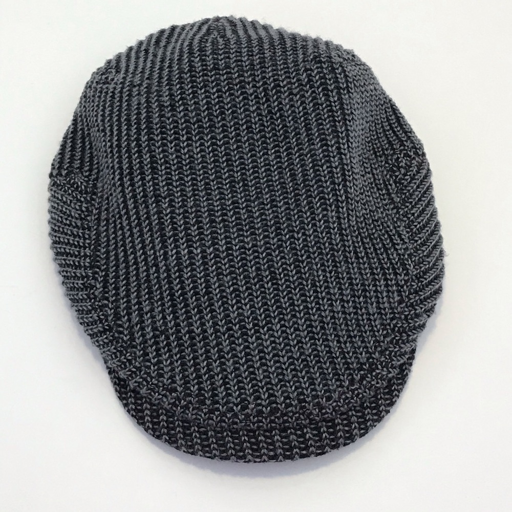 Aldo Gray/Black Knit Newsboy Mens Size Small Elastic Back Hat